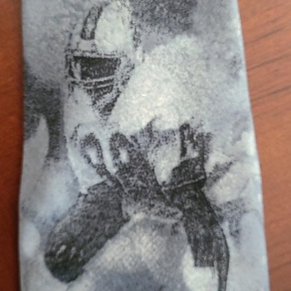 VINTAGE SILK Grey Men's Looney Tunes Warner Brothers Tie - Picture 5 of 7